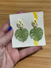 Load image into Gallery viewer, Dyalis Handmade | Leafs